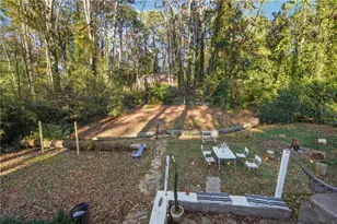 2073 E Roxboro Rd NE, Brookhaven, GA 30324 - Photo 13