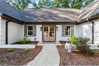 2552 Holly Creek Drive NE, Marietta, GA 30062 - Photo 3