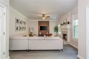 777 Chanson Dr SW, Marietta, GA 30064 - Photo 17