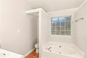 1426 Hyde Ct, Hampton, GA 30228 - Photo 11