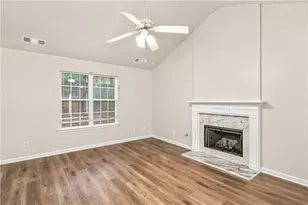 1426 Hyde Ct, Hampton, GA 30228 - Photo 3