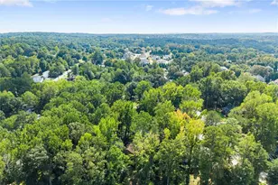 4916 Hawk Trail NE, Marietta, GA 30066 - Photo 11