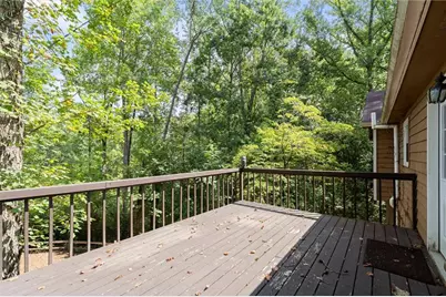 4916 Hawk Trail NE, Marietta, GA 30066 - Photo 17