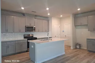 1027 Sunny Lk Dr, Lawrenceville, GA 30043 - Photo 7