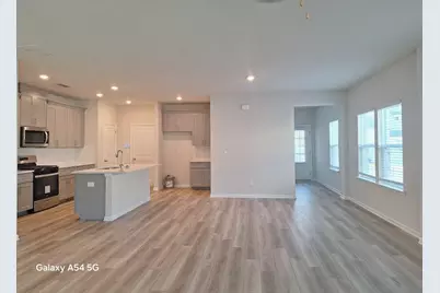 1027 Sunny Lake Drive, Lawrenceville, GA 30043 - Photo 9
