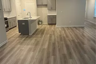 1027 Sunny Lk Dr, Lawrenceville, GA 30043 - Photo 5