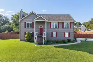 652 Thorn Brook Ridge, Bethlehem, GA 30620 - Photo 1