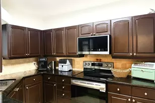 3334 Peachtree Rd NE, Atlanta, GA 30326 - Photo 3