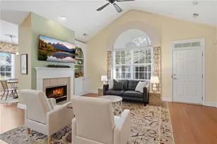 2617 Grapevine Cir, Cumming, GA 30041 - Photo 3