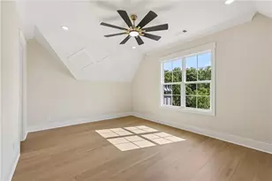 6222 Bridgewood Dr, Buford, GA 30518 - Photo 47