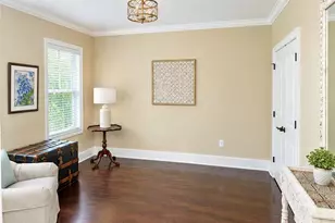 529 Audubon Cir, Woodstock, GA 30188 - Photo 5