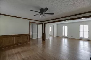 766 Chesterfield Dr, Lawrenceville, GA 30044 - Photo 11