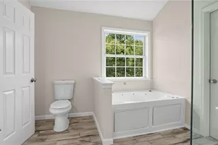 2740 Lake Commons Ct, Snellville, GA 30078 - Photo 19