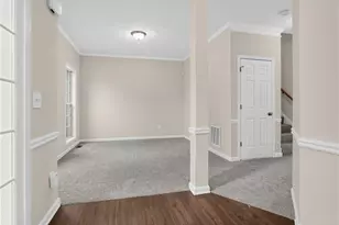2740 Lake Commons Ct, Snellville, GA 30078 - Photo 13