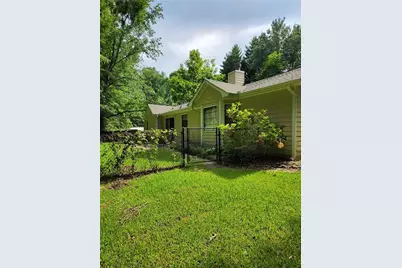 881 June Ct, Jonesboro, GA 30238 - Photo 3