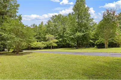 1555 Maple Ridge Drive, Loganville, GA 30052 - Photo 33