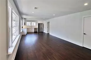 99 Peachtree Memorial Dr, Atlanta, GA 30309 - Photo 9