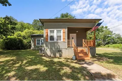 105 Avenue C, Carrollton, GA 30117 - Photo 1