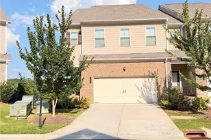 2005 Manor Pointe Dr, Cumming, GA 30041 - Photo 1
