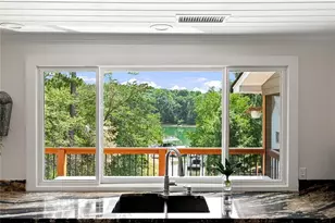 8915 Bay Ln, Gainesville, GA 30506 - Photo 17