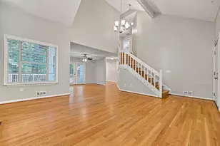 1009 Cobb Place Manor Dr, Marietta, GA 30066 - Photo 5