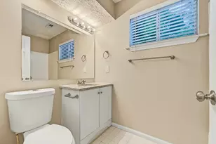 1009 Cobb Place Manor Dr, Marietta, GA 30066 - Photo 13