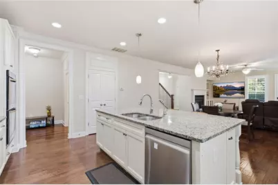7565 Scarlet Drive, Alpharetta, GA 30005 - Photo 5