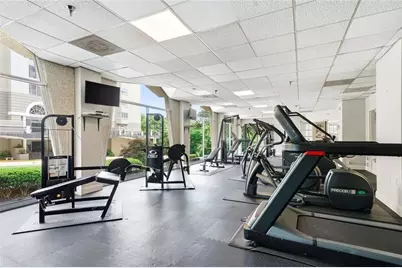 2479 Peachtree Road NE #303, Atlanta, GA 30305 - Photo 35