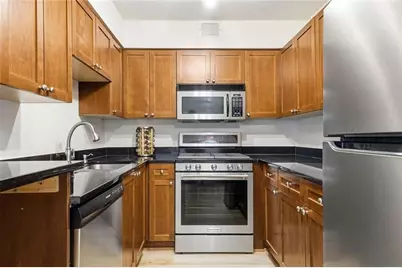 2479 Peachtree Road NE #303, Atlanta, GA 30305 - Photo 3