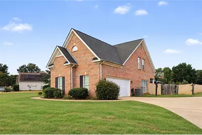 1014 Clover Leaf Drive, McDonough, GA 30252 - Photo 7