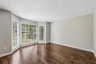 4106 Vicksburg Dr, Lawrenceville, GA 30044 - Photo 5