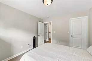 1489 Bluff Valley Cir, Gainesville, GA 30504 - Photo 33