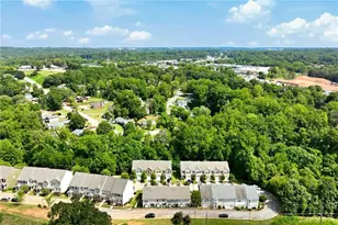 1489 Bluff Valley Cir, Gainesville, GA 30504 - Photo 45