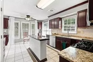 8965 Club River Dr, Roswell, GA 30076 - Photo 25
