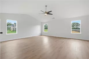685 S Jeff Davis Dr, Fayetteville, GA 30215 - Photo 27
