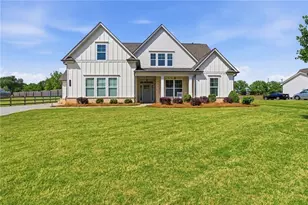 77 Wallace Dr, Winder, GA 30680 - Photo 1
