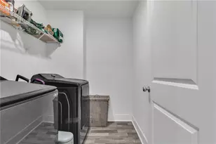 7689 Baron Rd, Fairburn, GA 30213 - Photo 27