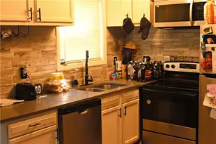 6189 E Strickland St, Douglasville, GA 30134 - Photo 3