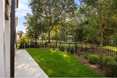 225 Scottsdale Drive, Marietta, GA 30064 - Photo 45