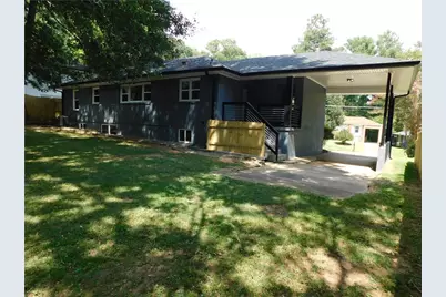 195 W Lake Drive NW, Atlanta, GA 30314 - Photo 31