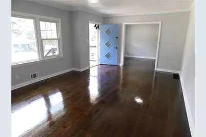 195 W Lake Drive NW, Atlanta, GA 30314 - Photo 9