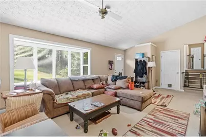 5045 Ravenwood Drive, Marietta, GA 30066 - Photo 7