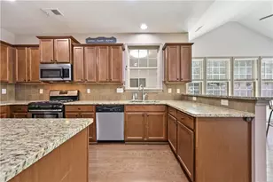 2715 Lansing Ln, Cumming, GA 30041 - Photo 13