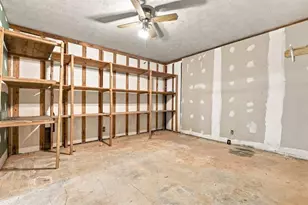 144 Shadow Lake Dr SW, Lilburn, GA 30047 - Photo 27
