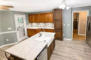 149 Marina Cir, Jackson, GA 30233 - Photo 11