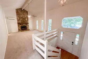 1825 Marsh Creek Dr, Lawrenceville, GA 30043 - Photo 3