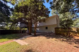 1825 Marsh Creek Dr, Lawrenceville, GA 30043 - Photo 31