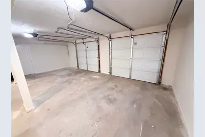 1825 Marsh Creek Drive, Lawrenceville, GA 30043 - Photo 27