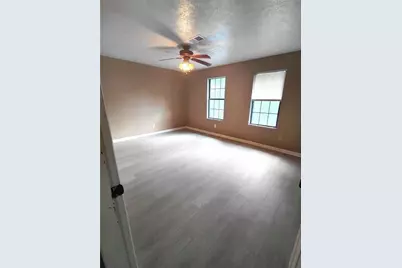 817 Forest Path, Stone Mountain, GA 30088 - Photo 11