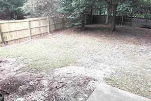817 Forest Path, Stone Mountain, GA 30088 - Photo 17